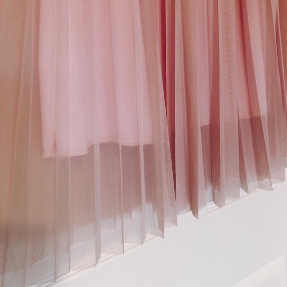 Mid. Lace skirt - Picture 3 of 3